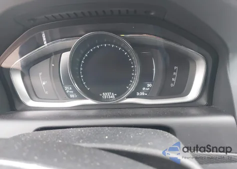 2016 Volvo Xc60 T5 Drive-E Premier из США, поврежденный, VIN YV440MDK2G2794872